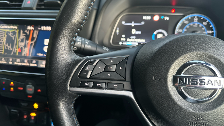 Nissan LEAF 160kW e+ N-Connecta 62kWh 5dr Auto Electric Hatchback